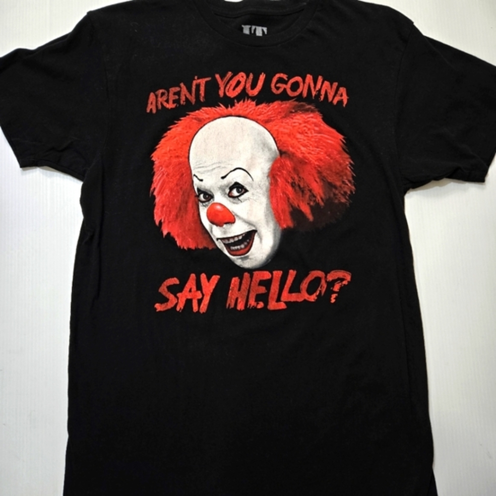 IT Movie Pennywise The Clown T-Shirt 'Aren't you gonna say hello?' Size Medium